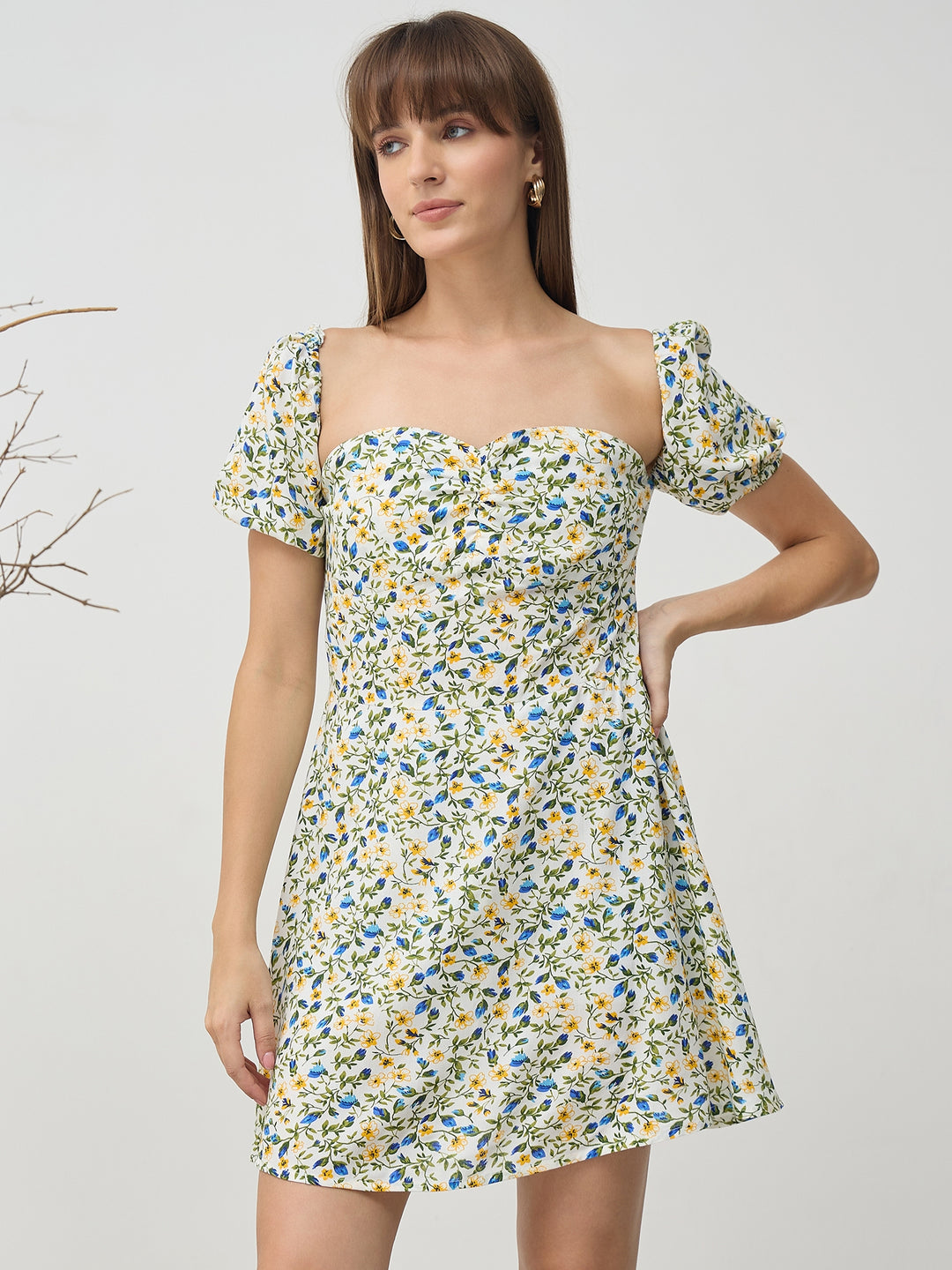 Women’s White Floral Sweetheart Neck Puff Sleeve Mini Dress