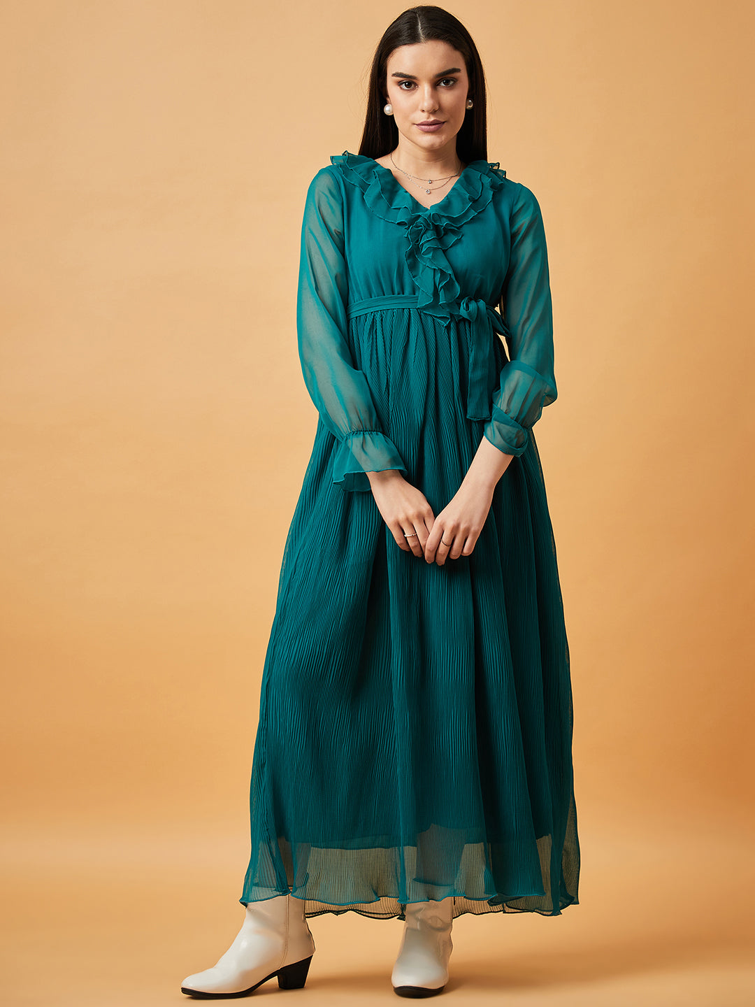 V NECK PLEATED MAXI DRESS