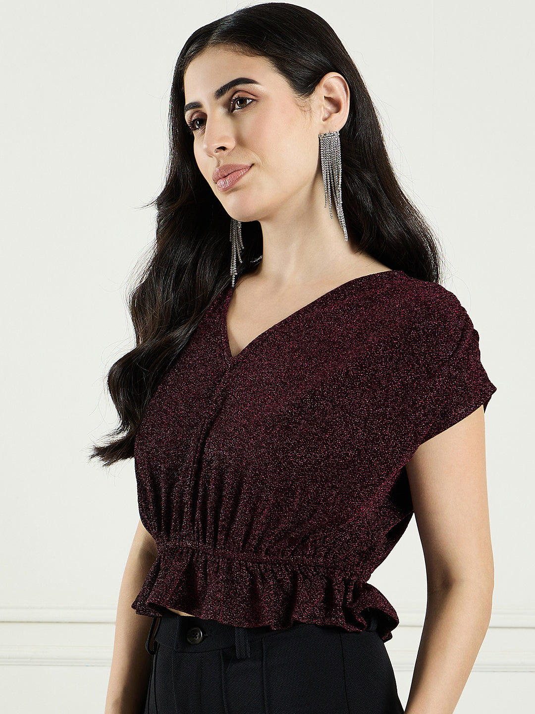 V- neckline shimmer crop top