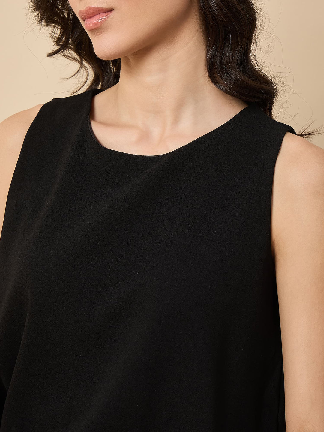 SLEEVELESS BALLOON TOP